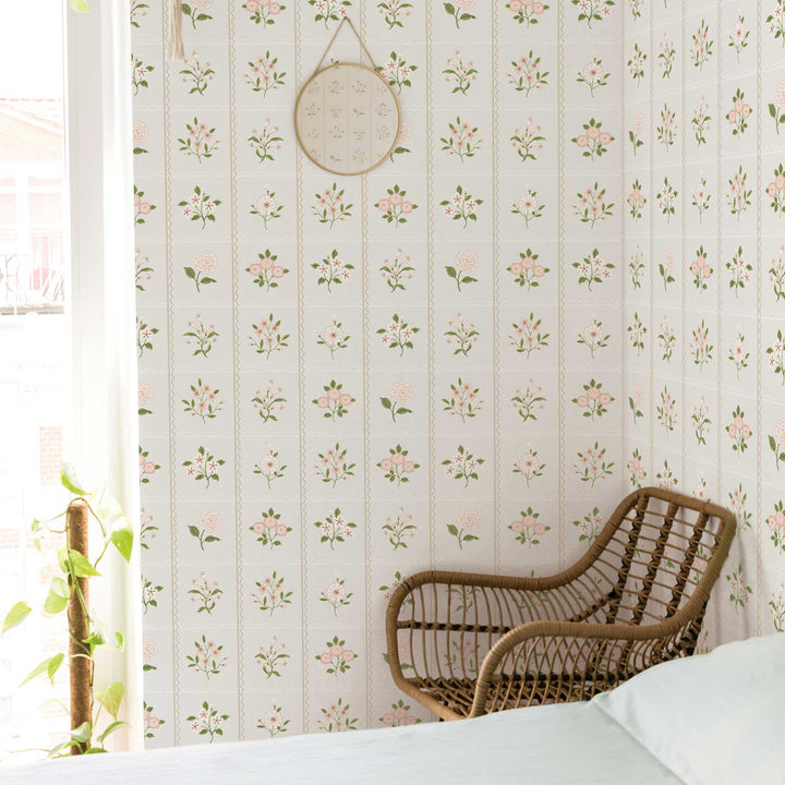 #color_garden-blush-and-green