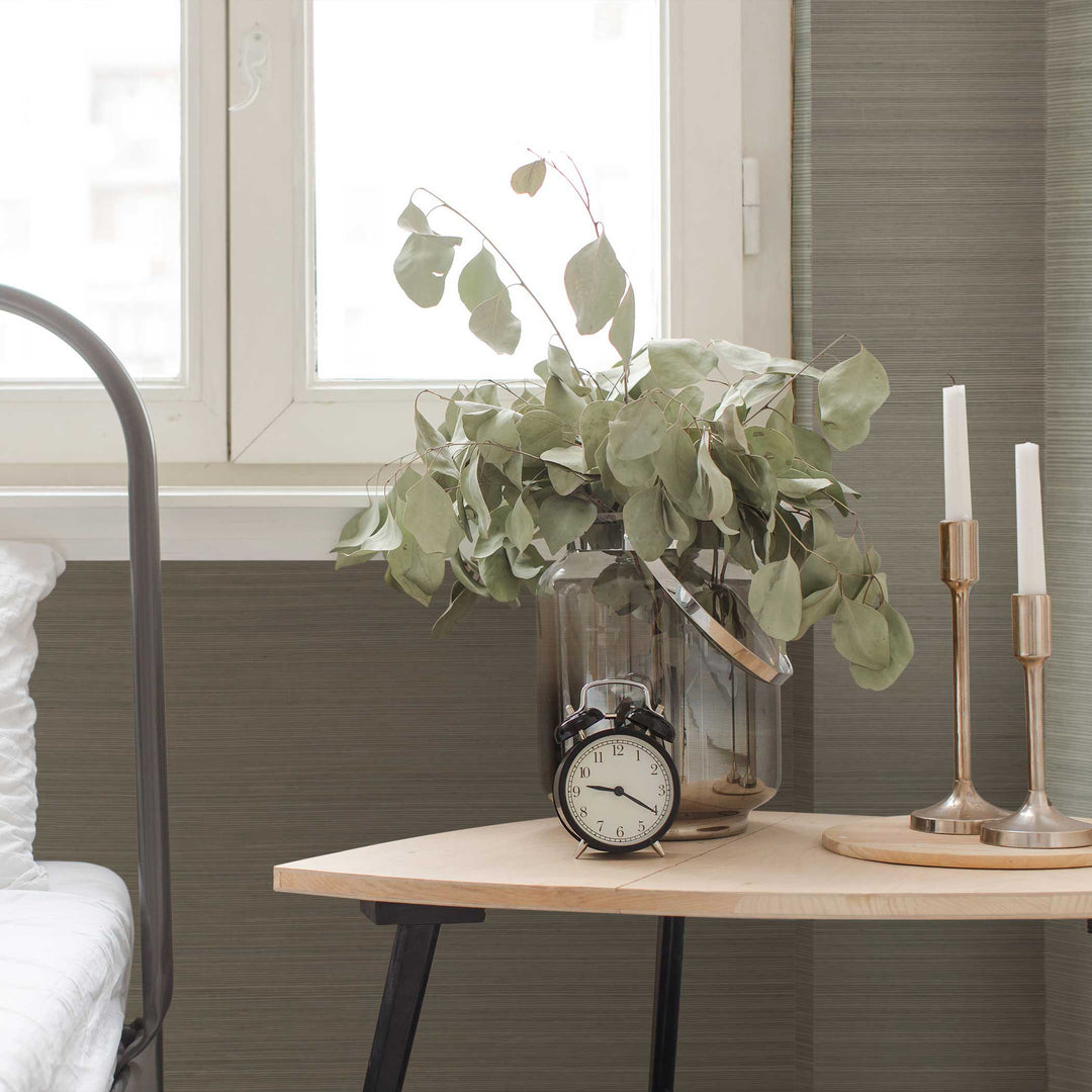 #color_light-natural-on-sage-green