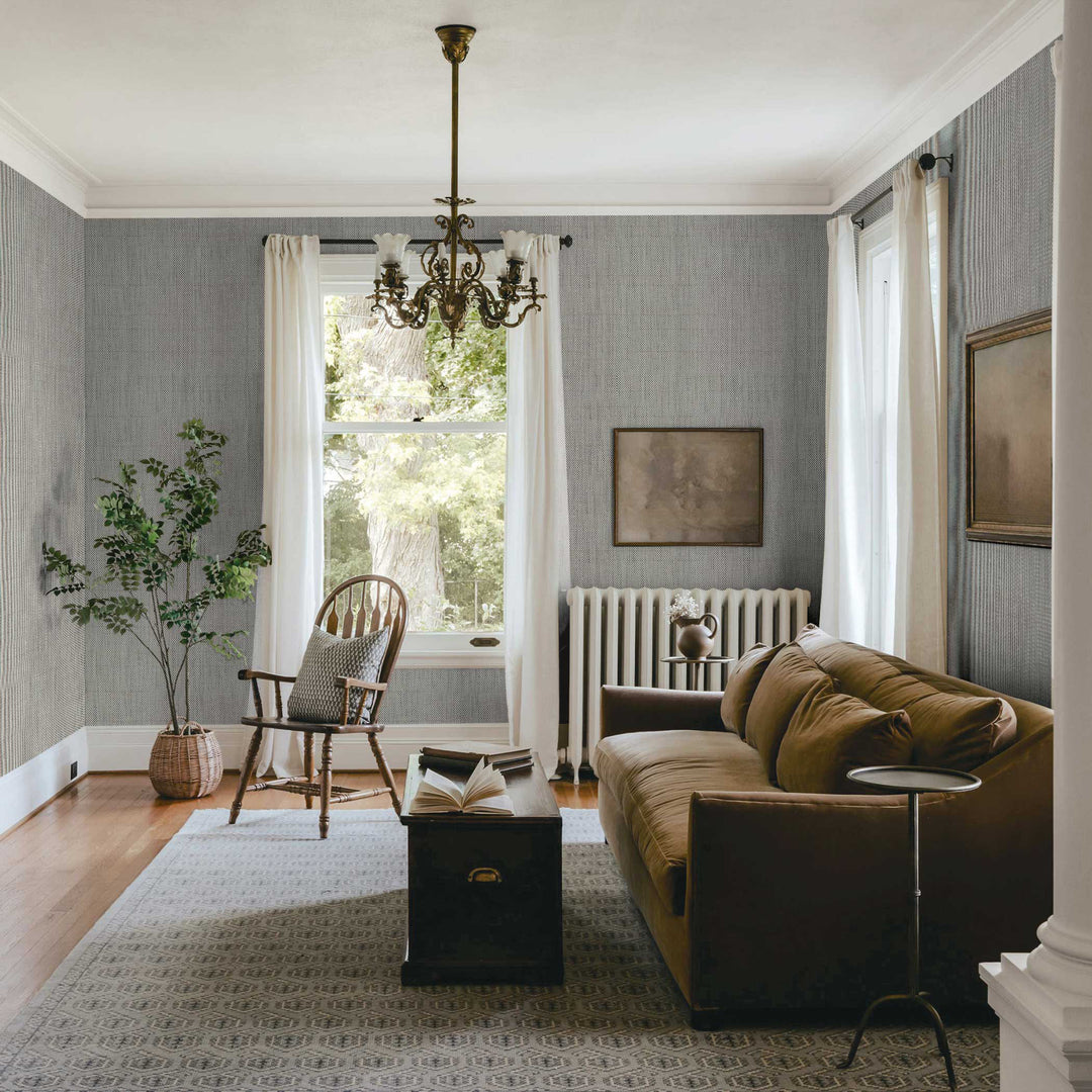 #color_black-and-white-on-silver