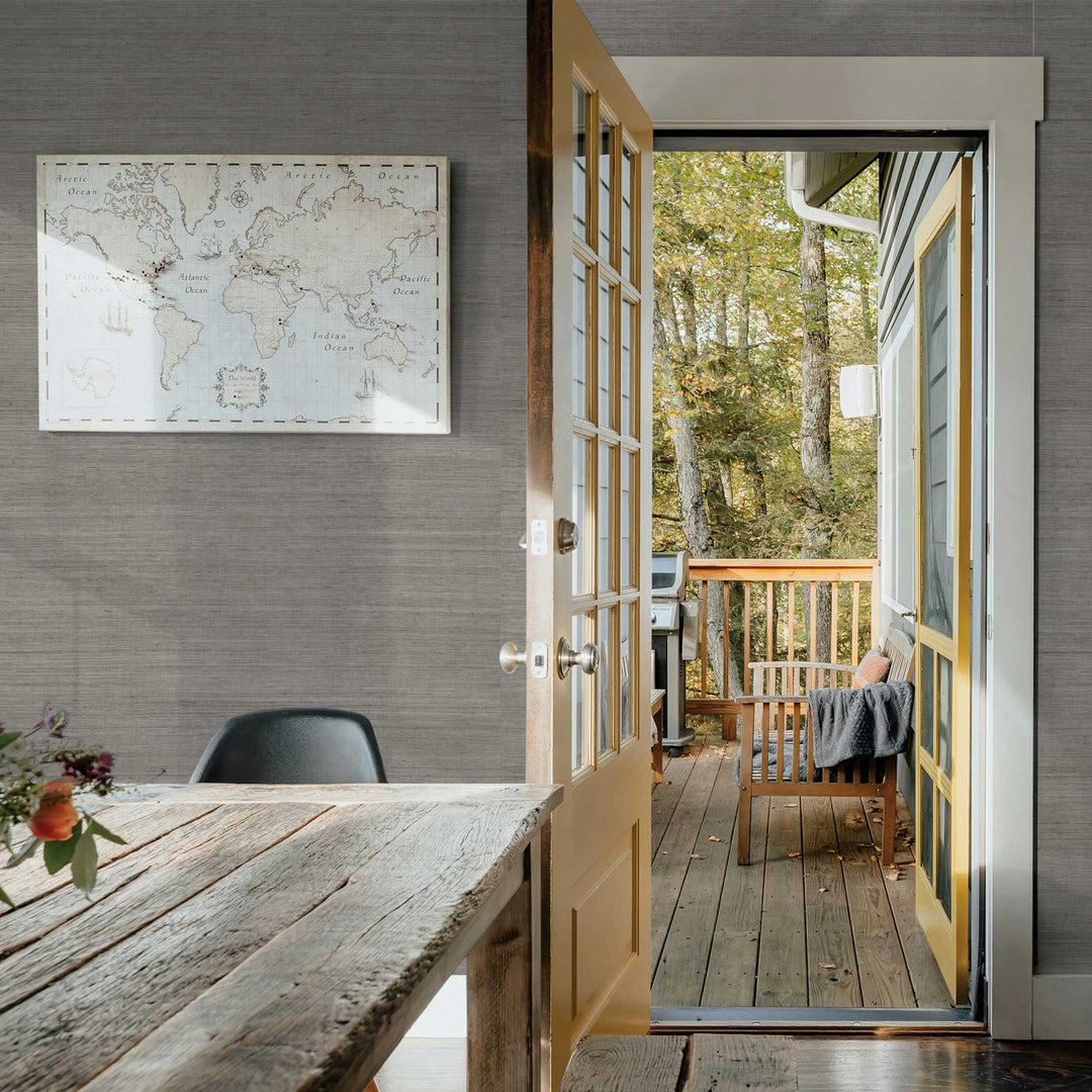 #color_taupe-grey-on-white