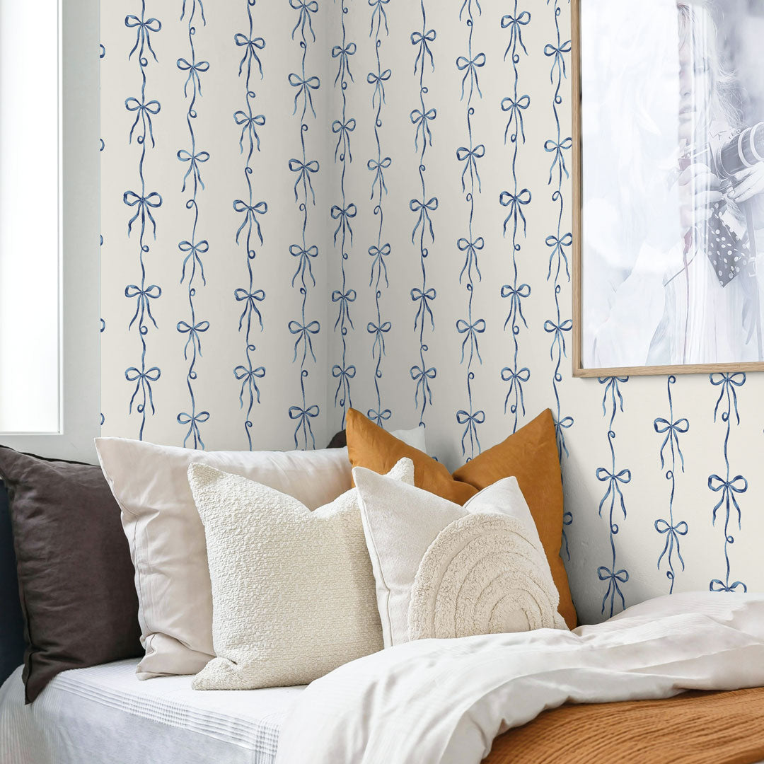 #color_blue-and-off-white