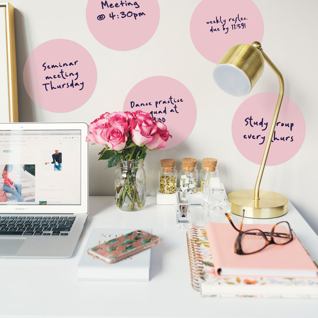 #color_blush-pink-dots