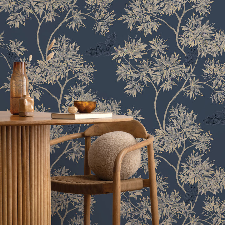 Parliament Non-Pasted Wallpaper - A wood table and chair with Parliament Unpasted Wallpaper in indigo navy | Tempaper#color_indigo-navy